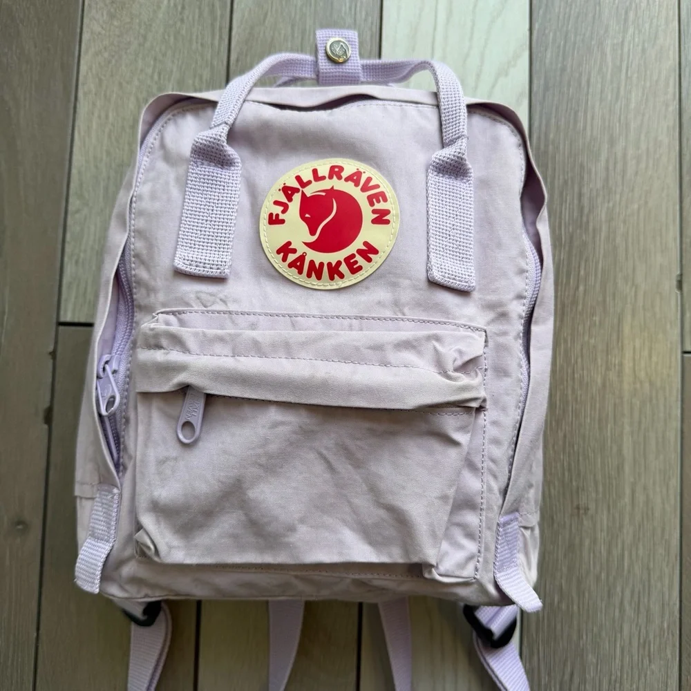 Fjallravenˊ Kanken Mini Backpack - Picture 3 of 9